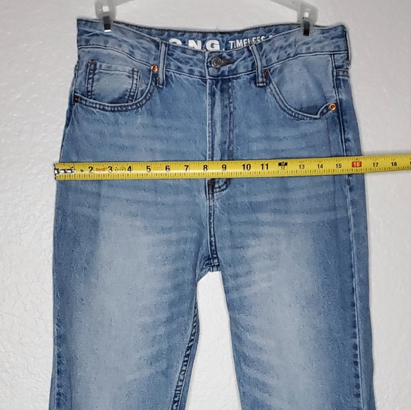 ๐SONG Mom Jeans Embroidered Straight Leg High Rise - Picture 6 of 6